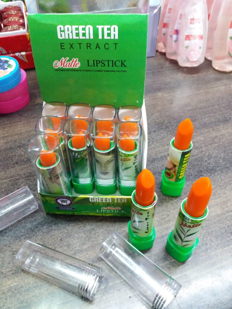 Cosmetic,sadarbazarsundaymarket,Onlineshopping,Wholesalecosmetics,Artificial jewellery,Naja naja cosmetics,Delhi,Karwachauth,Deewalisale,Skincare,Makeup,Lipstick,Foundation,Eye shadow,Blush,Serums,Beauty products,Organic makeup