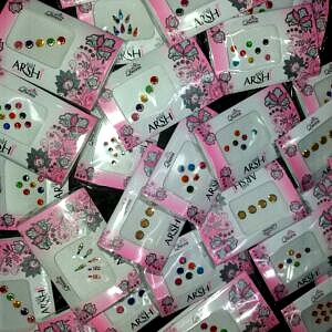 Arshi Gold Fancy Bindi M pack 30pc