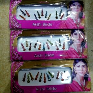 Arshi bride tilak fancy bindi color multy hn